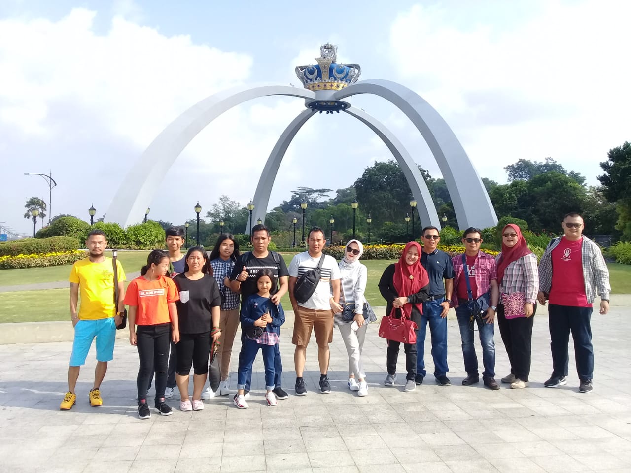 Paket Wisata Murah Batam-Johor Bahru ( Shopping JPO ) 3 Hari 2 malam 